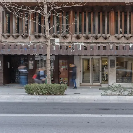 Tuguest Gran Via 42 Appartement *