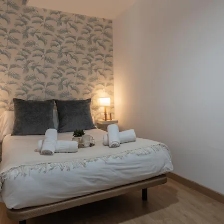 Tuguest Gran Via 42 Apartment *
