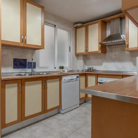 Tuguest Gran Via 42 Apartment *